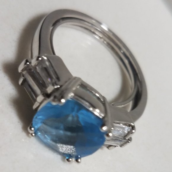 Sterling NV Topaz Ring November Birthstone - Picture 5 of 13